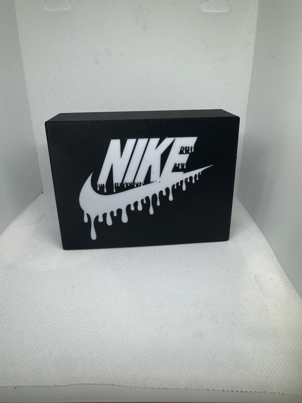Nike Drippy Logo LED Light Sign | Illuminated Dripping Nike Swoosh Box Decor